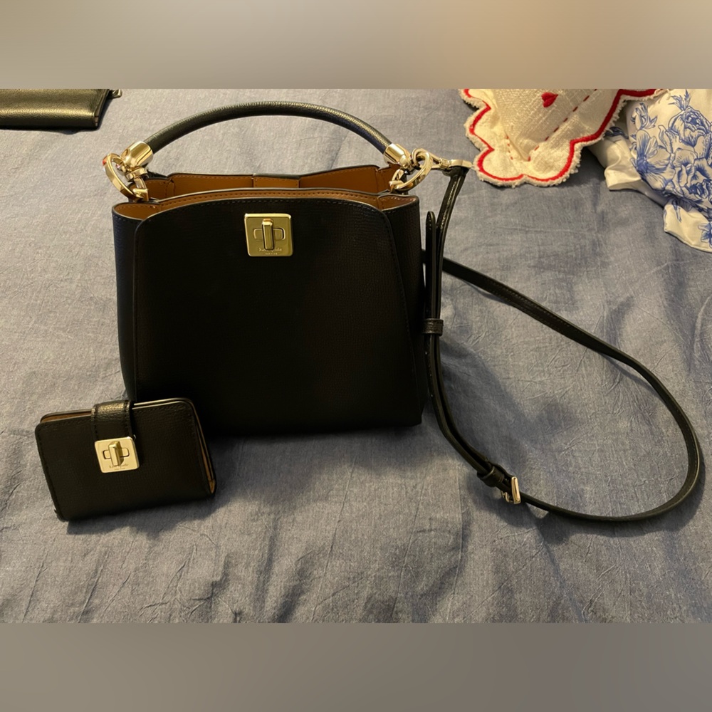 Kate spade purse with wallet